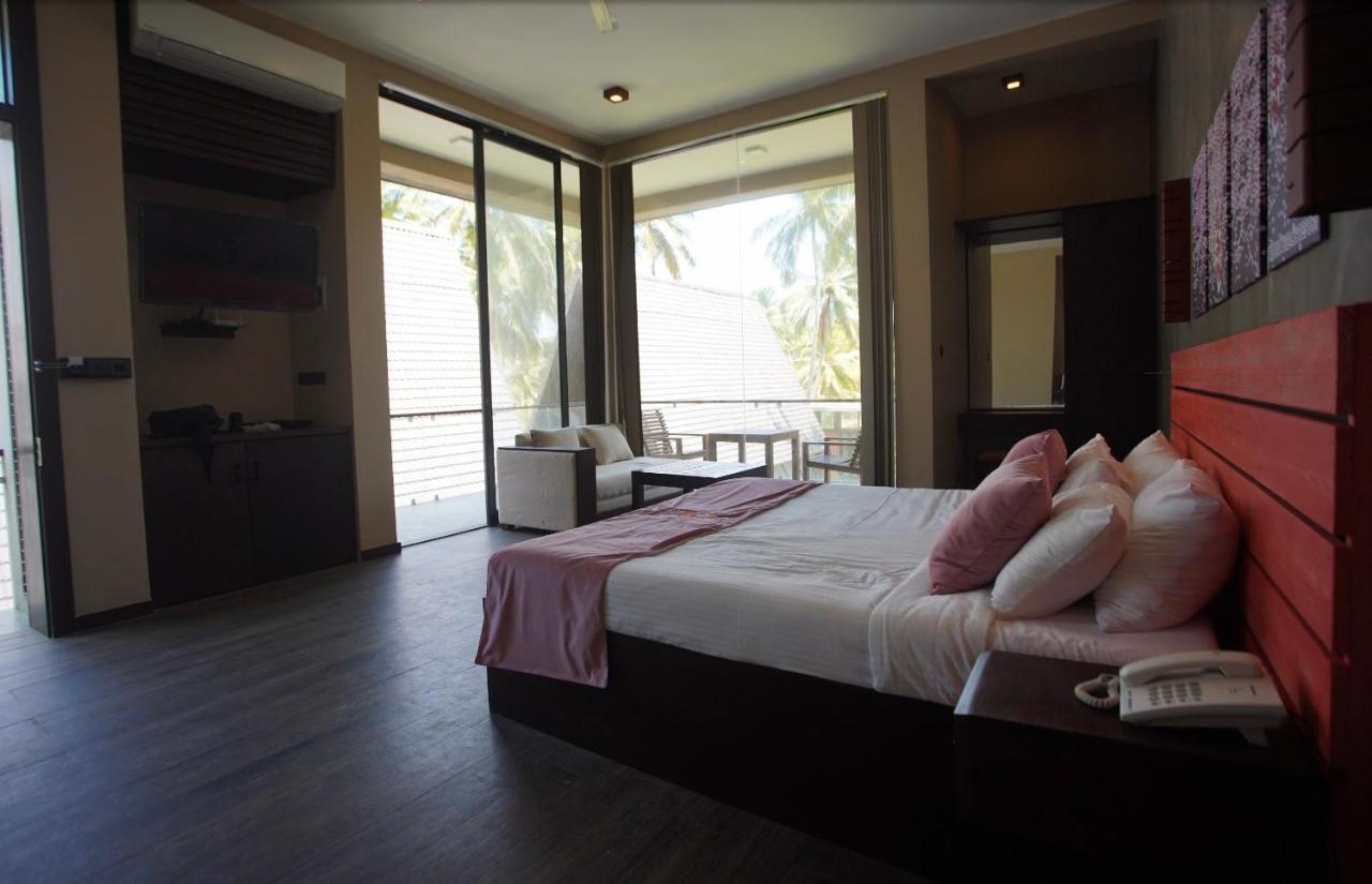 Soluna Beach Resort 马拉维拉 外观 照片